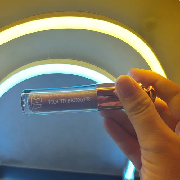 Brand new!! Bronzer and Blush duo!! - Picture 2 of 7